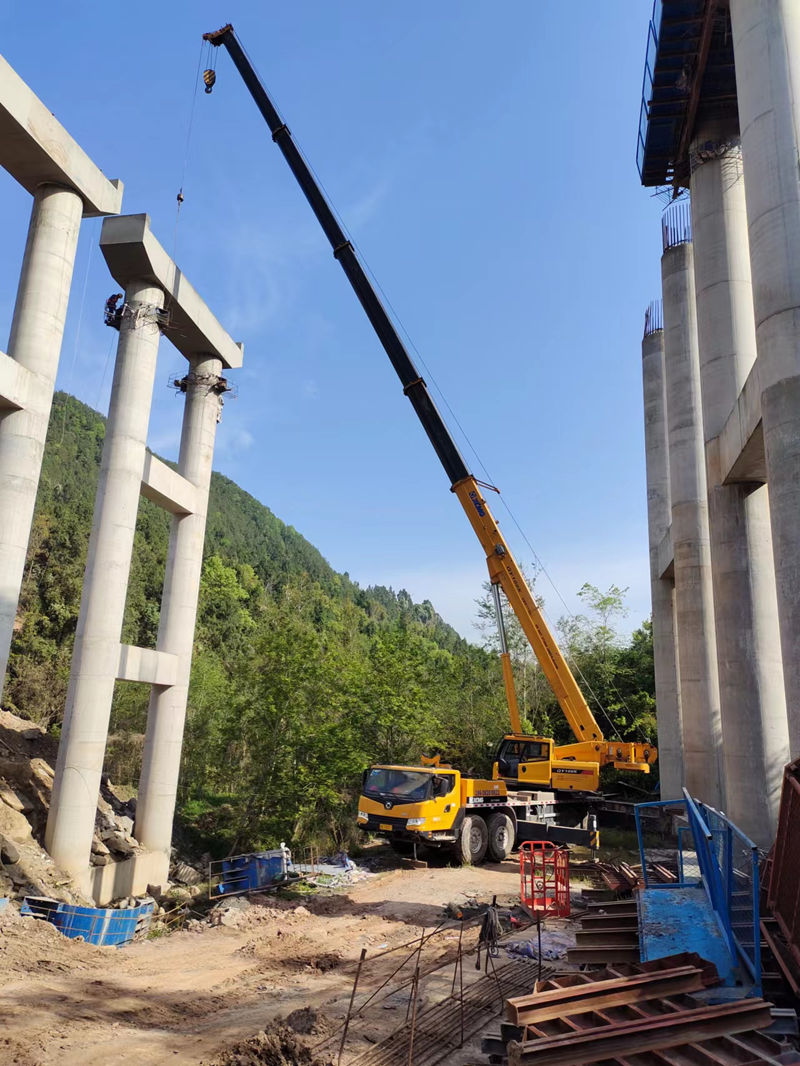 石柱桥梁施工吊装